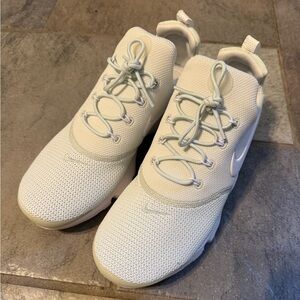 Nike Air Presto Ultra Flyknit White size 11.5 men’s